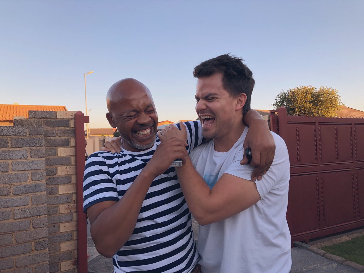 We met here on Twitter, arguing over a particular issue.

He invited me to Soweto so we could talk more in person. 

Over beers, dombolo &amp; stew, we discussed many things &amp; laughed a lot. There’s much more we agree on than what we don’t. 

Sometimes this country ain’t too bad 🇿🇦