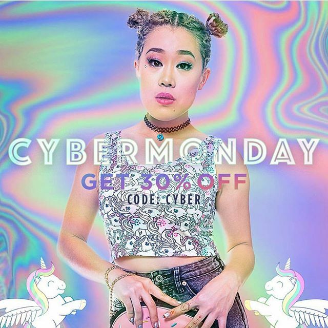 SkinnyBApparel's tweet photo. Cyber Monday starts early with 30% off site wide!! Use code: CYBER. Happy shopping! #cybermonday #retailtherapy #shoppjng #instafashion #ravers #gothic #festivals #burningman #edc #edm #fashion https://t.co/MdSt5T19Or https://t.co/RR1Fxy3BMM