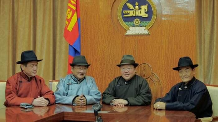 Өөрсдөө Хөлжөөд ЭХ ОРНОО хөгжүүлж чадаагүй Ерөнхийлөгч нар даа #genee
