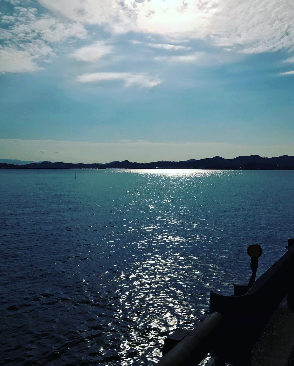basukuri1's tweet photo. 昨日のタイヤ交換でロングライドができる状態になったので、70km越えのライド。
来年のグランツールせとうちに向けて徐々に距離を伸ばして行きたい。
寒さに負けないぞ
#ridley
#fenixsl
#玉野ロングライド
#今月は沖縄でもライド https://t.co/YDTRrPbXvz