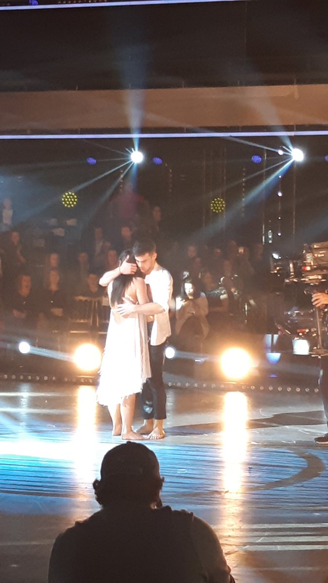 Mallaau_'s tweet photo. 1 an jour pour jour de votre victoire si particulière pour moi @clement_remiens & @DenitsaOff 💜 Quel souvenir, avoir pu assister à cela, des souvenirs pleins la tête, encore bravo ❤ #DALS9 https://t.co/xluX2XstyW
