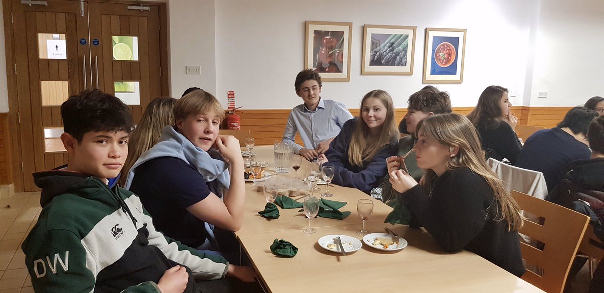 HaywoodsHouse's tweet image. A great evening of cheese and wine for the 6th Form boarders. Many thanks to the staff for organising #boardingcommunity #goodtimes