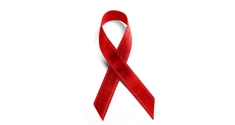 Abrazar, o simplemente acariciar a una persona con sida, no va ha hacer que tú vayas a tener sida porque te haya tocado.

Pero puedes prevenir, tener sida usando protección durante tus relaciones sexuales.

#DiaMundialDelSida