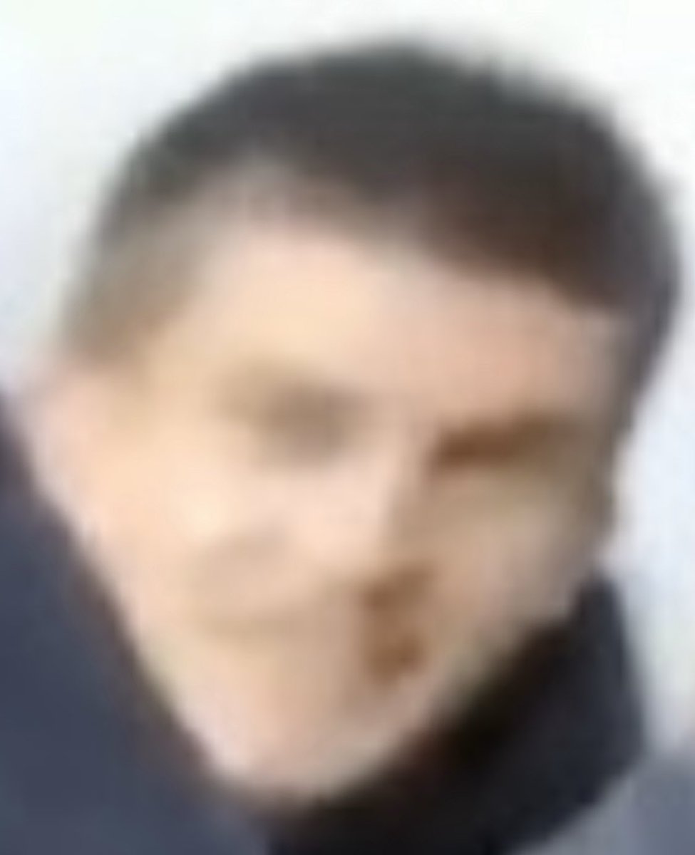 gmunchiez's tweet photo. When you spot a fellow CONTENT creator https://t.co/Wlry0tFDhx