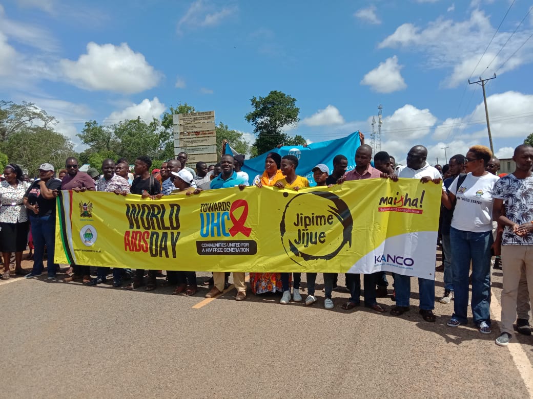 one2oneKE's tweet photo. As a community we have the power to end the STIGMA around HIV and AIDS.  @KilifiCounty
#WorldAIDSDay
#WorldAIDSDayKe
#WorldAIDSDay2019
#ChukuaSelfie
#YouthnaPlan
#One2oneKe https://t.co/nNMkSYVKYX