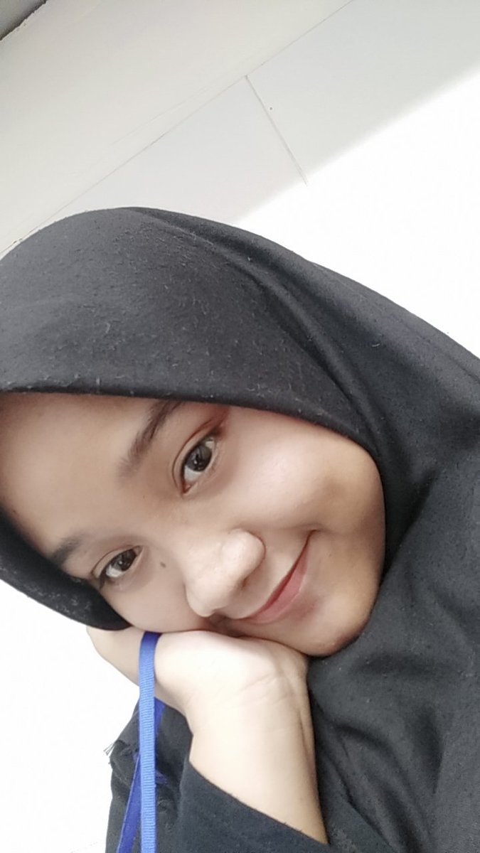 yg msh sekolah/udh lulus, kalian nomor absen brp disekolah? 

me: 15