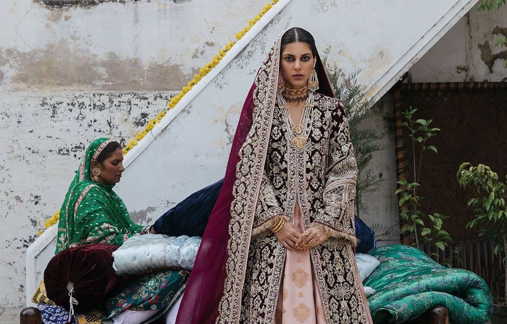 Gulshaan_'s tweet photo. A wedding journey – Episode 2 – Histoire de Sameena https://t.co/RGlFpa729X https://t.co/rDWCnQoaW9