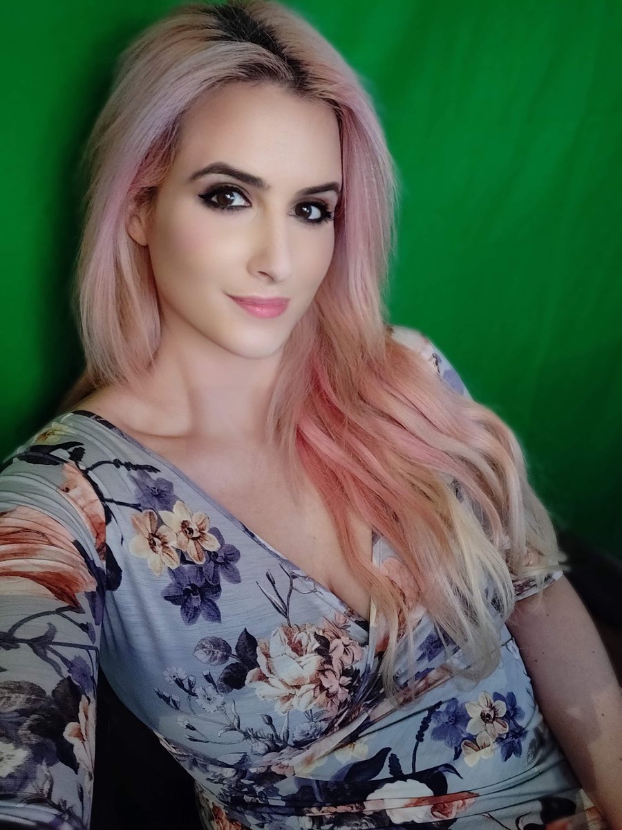 Wrapped up the stream and headed to bed to dream of ways to spend the $1,000,000 we’re gonna win playing <a href="/ACR_POKER/">ACR Poker</a>’s Venom in the morning. 

Can I please redeem my ‘one time’ for this puppy?

Come sweat it on Twitch starting at 10am PST!