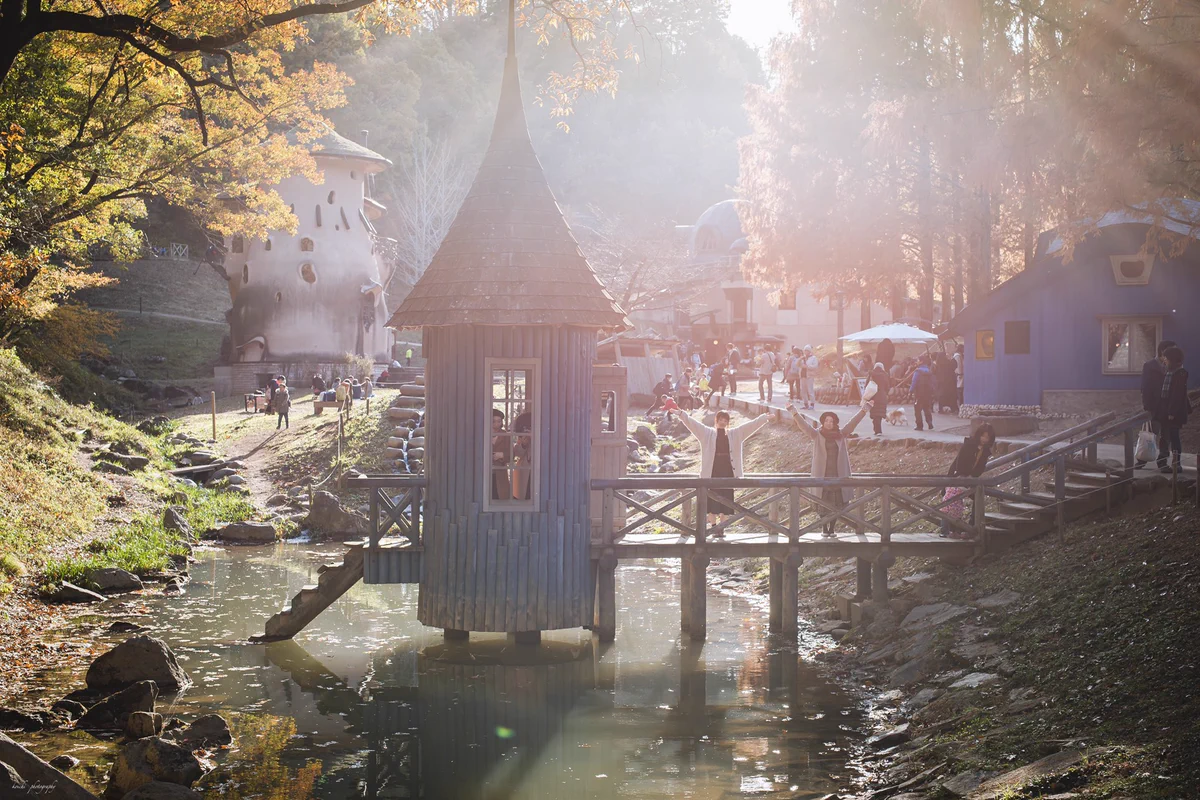 季節を感じれる！「ムーミン谷」の紅葉が凄い！