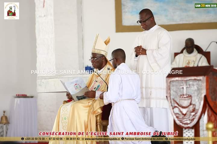 SacerdoceRoi's tweet photo. 🙌🏿 [Action de Grâce] 
◾Consécration de la paroisse Saint Ambroise Jubilé 
🌐 Cocody - Angré https://t.co/KXFim382Hg