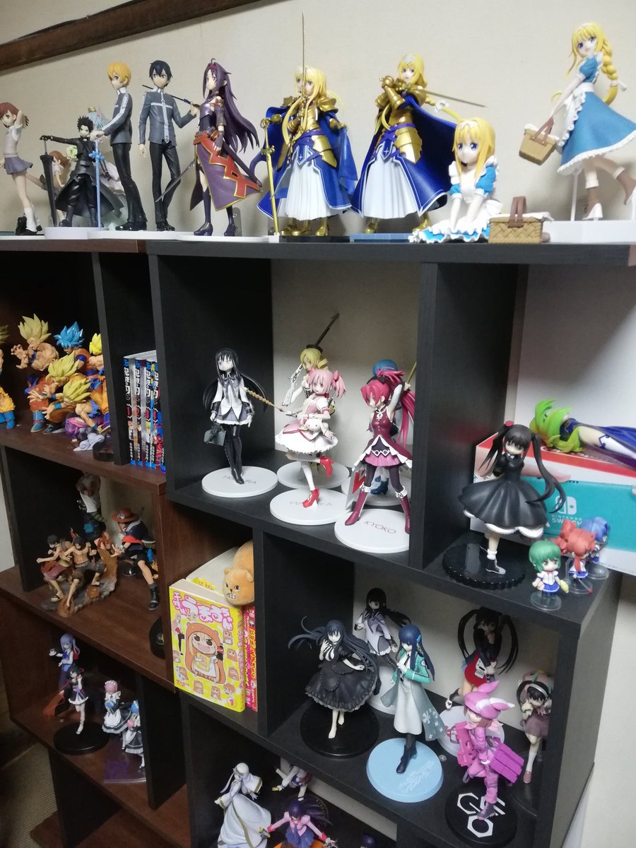 ルンファク実況ガッキーくん على تويتر みんな 地震対策してる 俺 してない 2階のフィギュアも危ないし フィギュアケース買うかな でも 置く場所ない説 地震きたらフィギュア死亡 アニメフィギュア 美少女フィギュアが好き
