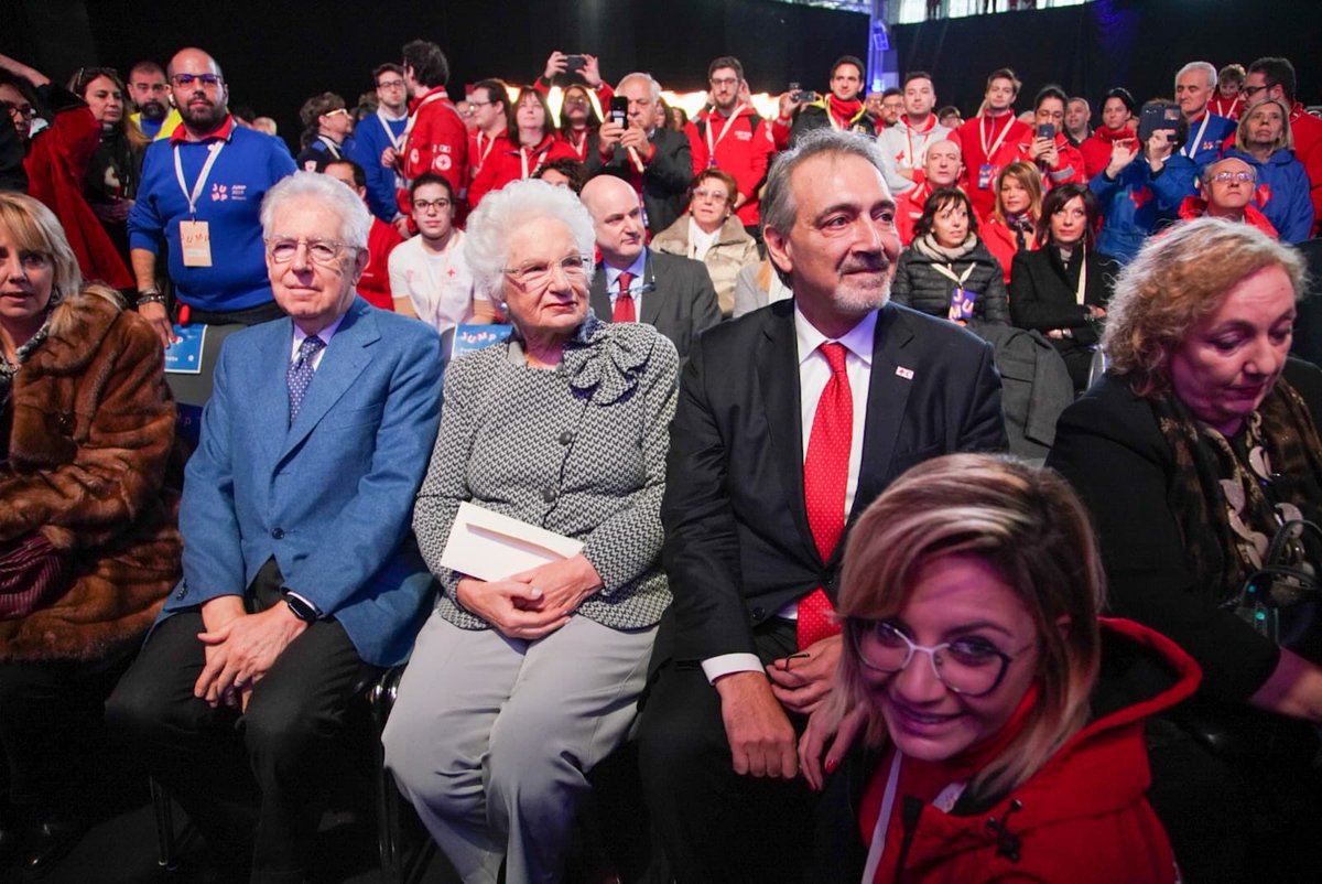crocerossa's tweet photo. #Jump19 è stato un vero e proprio viaggio nel tempo, in cui passato, presente e futuro si sono ritrovati proiettati nel 2030 a dialogare tra di loro! Entra nel vivo la giornata conclusiva con tanti ospiti e sorprese. Segui la diretta streaming 👉 https://t.co/kN5GyPvyMW https://t.co/6MNvHH5BmQ