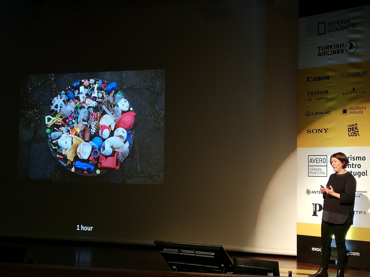 Marjssoares's tweet photo. Planet or plastic? #natgeo #ExodusAveiroFest #PlanetorPlastic #MandyBarker https://t.co/hv7XyDEE8N