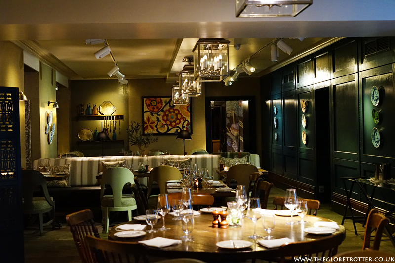 TheGl0beTrotter's tweet photo. Heading to #London this month? You must try out @caxtongrill's #FestiveMenu. We think it's fab!
https://t.co/0EGdp9SMUX @sterminshotel 
#hotelrestaurant #londonrestaurant #travel #foodies #ChristmasInLondon #Christmasmenus #ad https://t.co/lgYplY7IJy