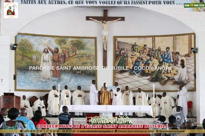 SacerdoceRoi's tweet photo. 🙌🏿 [Action de Grâce] 
◾Consécration de la paroisse Saint Ambroise Jubilé 
🌐 Cocody - Angré https://t.co/LcSrl37jAO