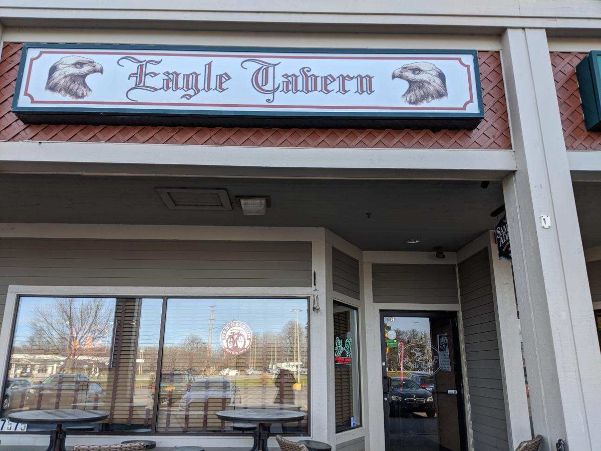 Get_A_Ride's tweet photo. Thank you to my good friend Kristin for putting up and getting some pics of these stickers at the Eagle Tavern. You can #getaride on the east coast, too. Always could. Thank you again.
.
.
#bar #holiday #DUI #drinking #designateddriver #uber #lyftpromocode #lyft #Taxi #dontbehank https://t.co/T8gW1zdcHn