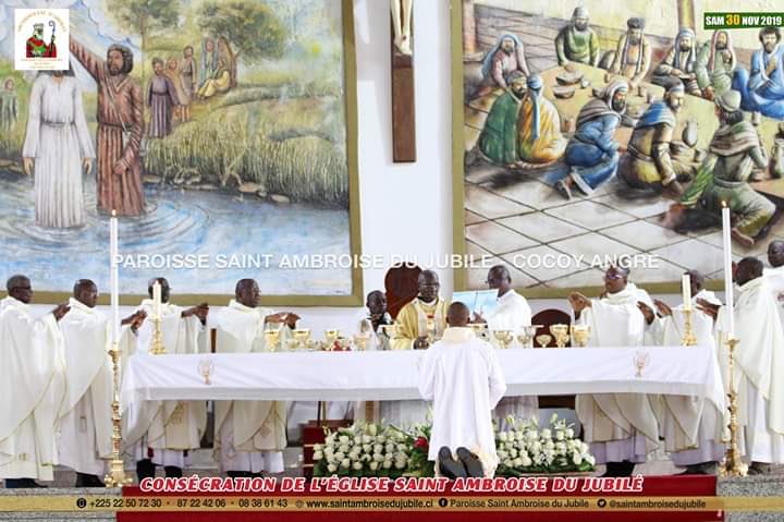 SacerdoceRoi's tweet photo. 🙌🏿 [Action de Grâce] 
◾Consécration de la paroisse Saint Ambroise Jubilé 
🌐 Cocody - Angré https://t.co/vshLawaSd2