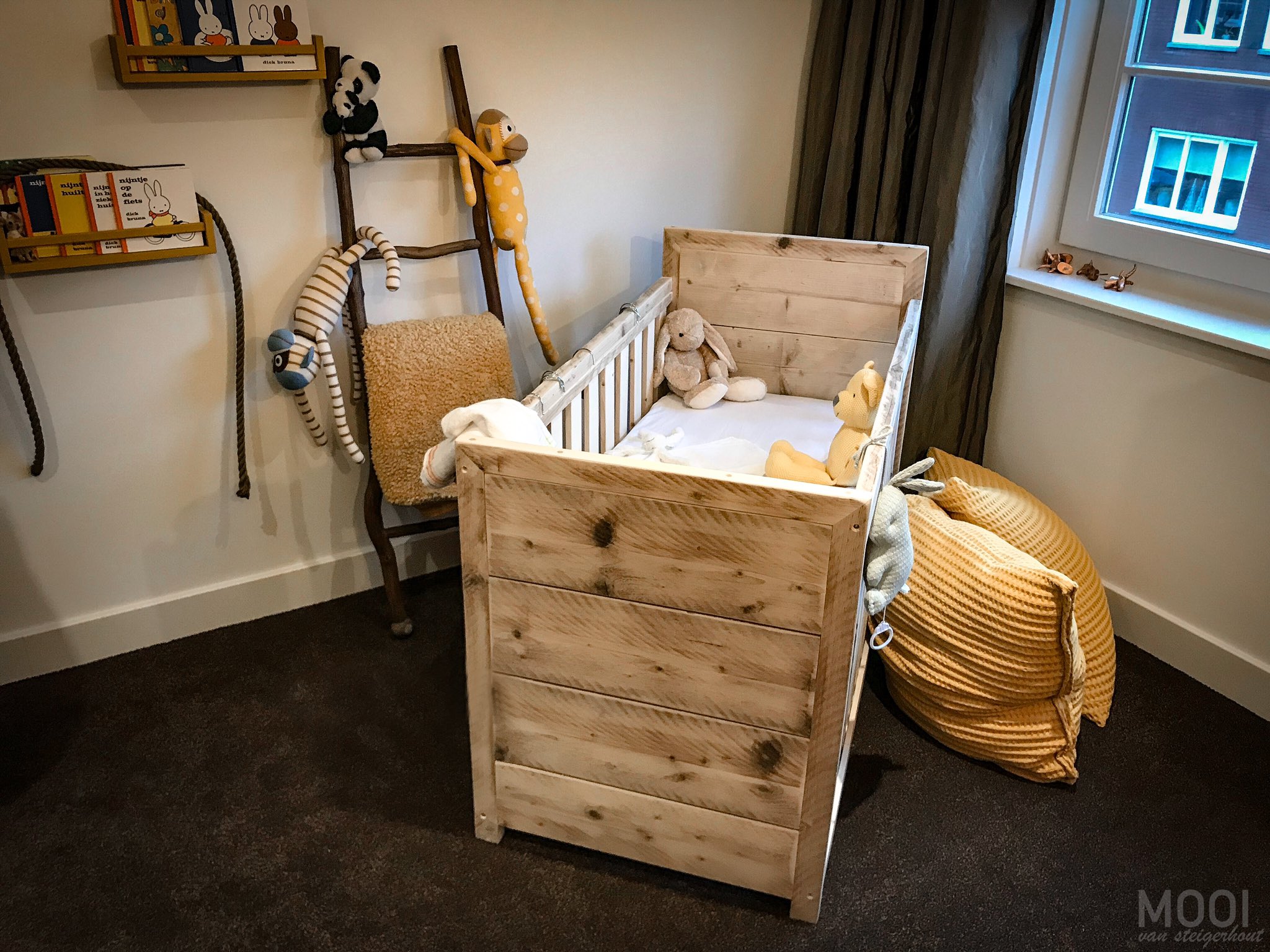 van steigerhout Twitter: "Ook voor de mooiste babykamer meubelen, bent u bij van steigerhout nog steeds aan het juiste adres! #baby #babykamer #ledikant #ledikantje #steigerhout #MOOIvansteigerhout #commode #inverwachting #zwanger