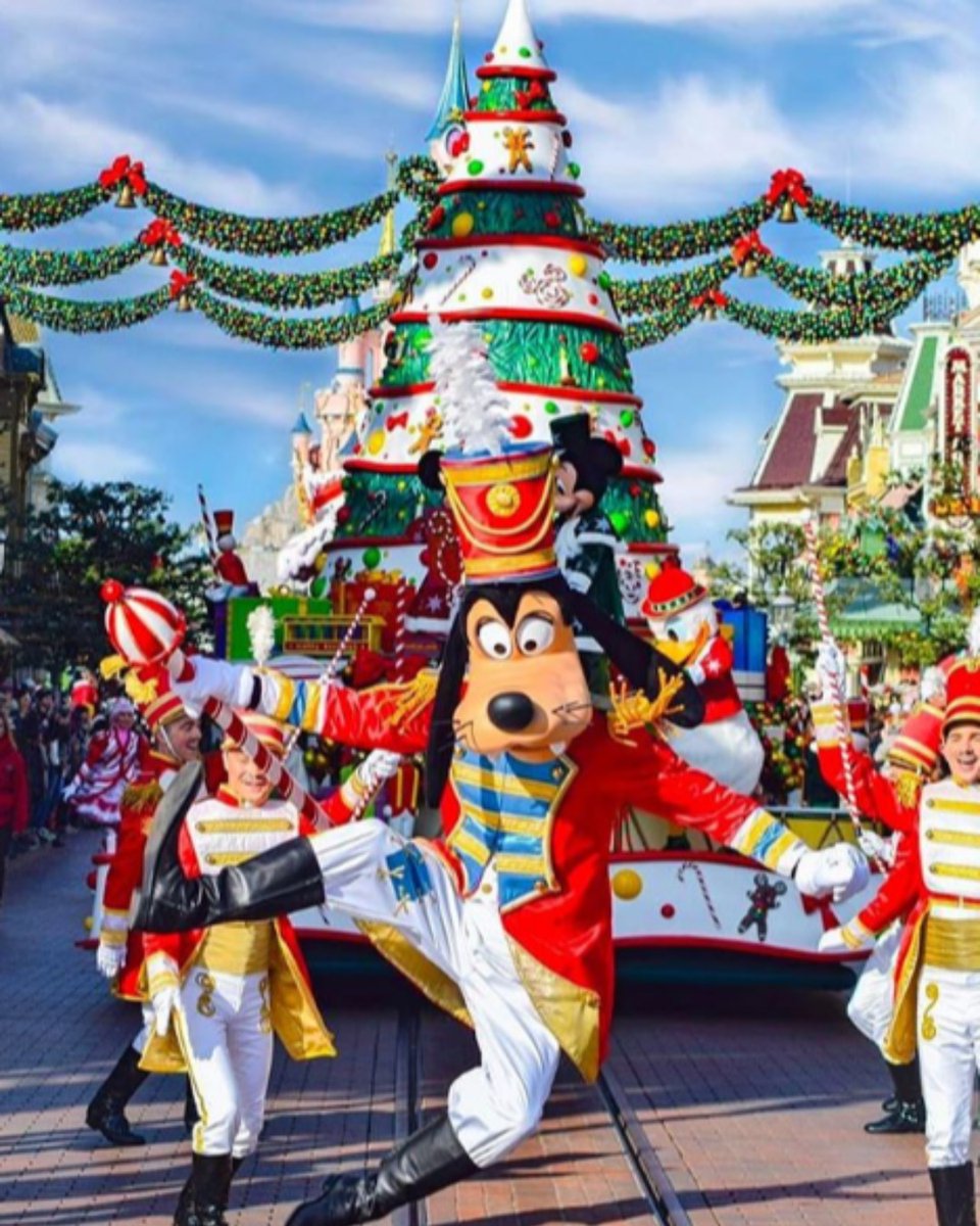 WTravelAwards's tweet photo. Winner of World's Leading Theme Park Resort 2019 went to Disneyland Paris, France at this weeks Grand Final of World Travel Awards 2019.

Winner Profile | https://t.co/JDUXrdVzUA

#WorldTravelAwards #DisneylandParis #Paris #France https://t.co/cGOah89bxc