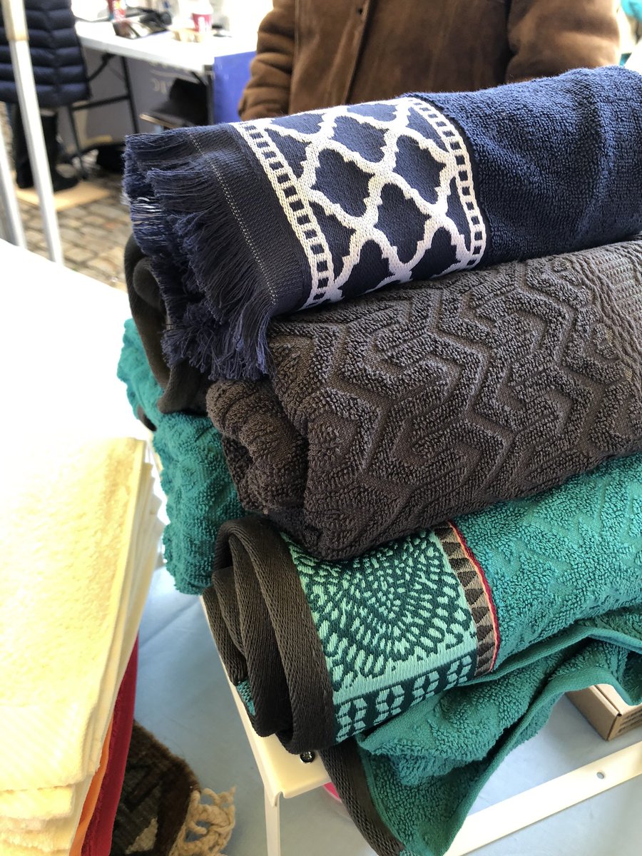 hambat_uk's tweet photo. Second Market experience is going well too. Hambat has begun its humble journey. #turkishkilims #turkishtowels #towels https://t.co/S1995XDsMk