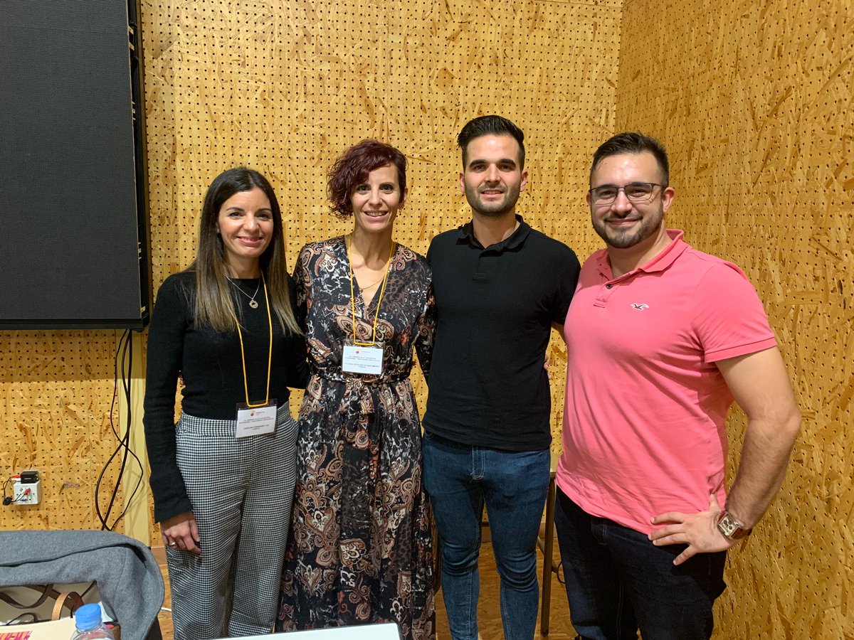cuidateugr's tweet photo. Los días 29 y 30 de noviembre, la Dra. @carolinafdezlao ha participado en Salamanca en las XV Jornadas de Actualización Profesional: "Fisioterapia Oncológica" organizadas por el @CPFCYL
#grupocuidate #cuidateugr #cancer #oncology #physiotherapy #science @UGRdivulga @CanalUGR https://t.co/sjxuwj2JUz
