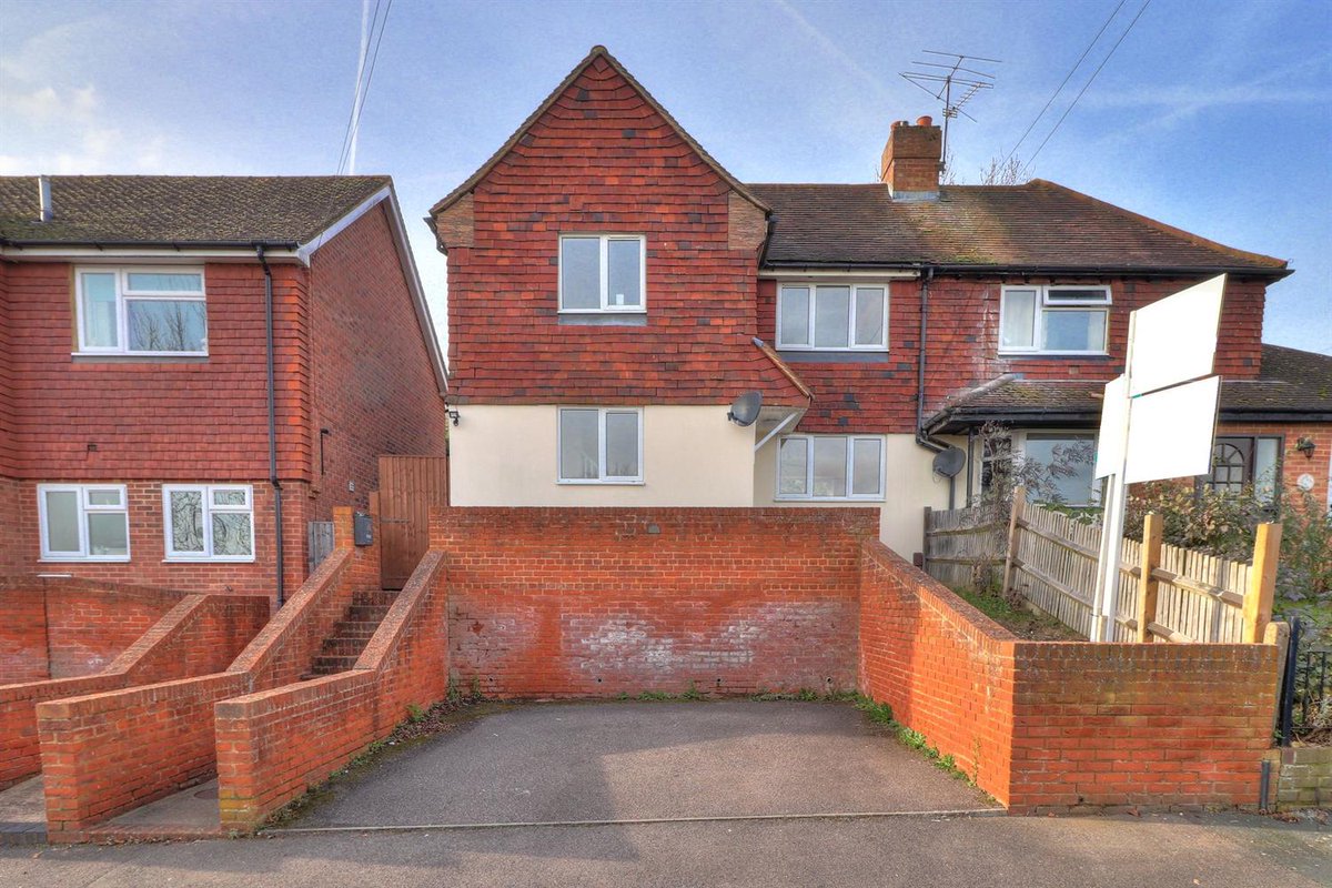 No work to do in this property. haart.co.uk/buying/2-bedro…