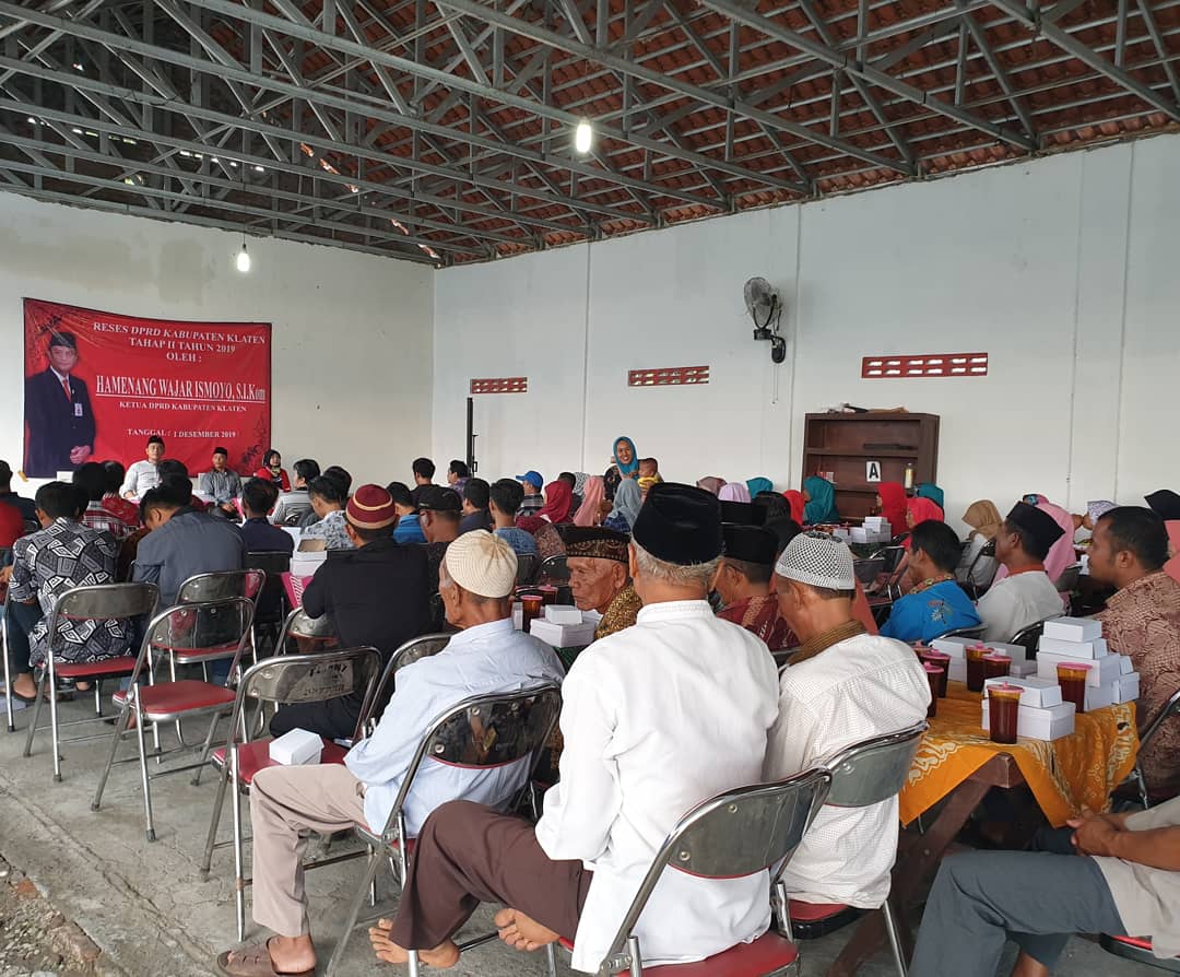 Hari ini Giliran Jatipuro.... Alhamdulillah Tidak Hujan sehingga bisa bersilaturahmi sekaligus mendengarkan Usulan2 Aspirasi dari Warga sekalian dengan Lancar... 
🙏🏻