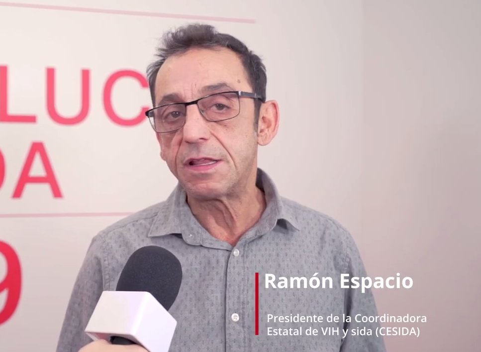 #DebateDiaMundialSida

“Tenemos que insistir en tener estrategias de screening para llegar a esa población que no está diagnosticada” Ramón Espacio Presidente de <a href="/cesida_esp/">CESIDA</a> 

#DiaMundialDelSida
#WorldAIDSDay2019