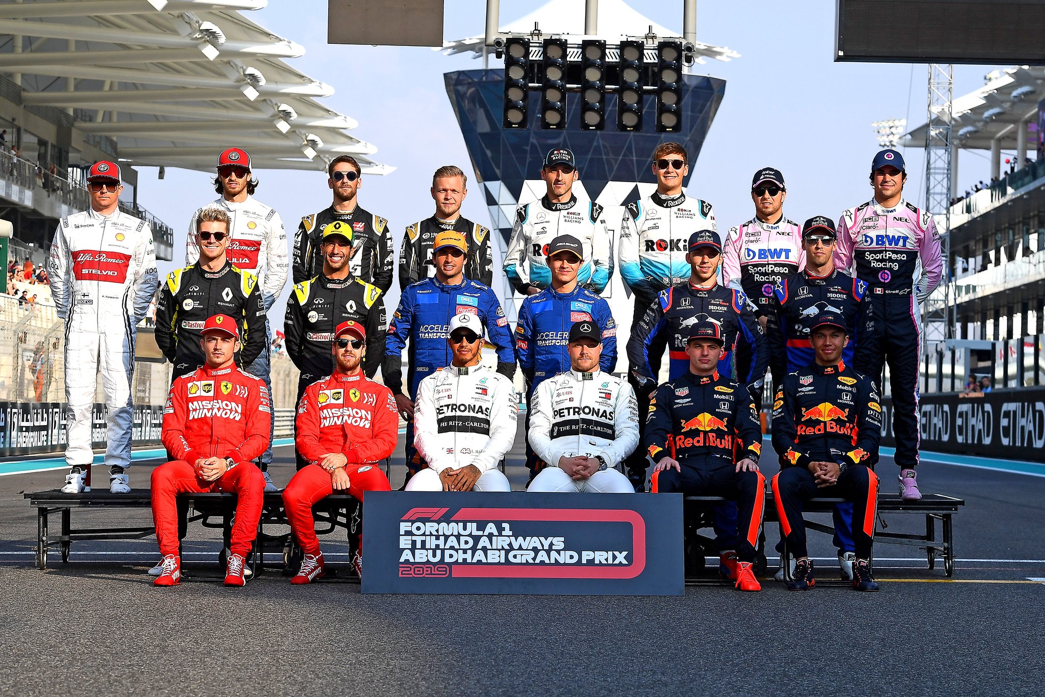 Команды ф 1. F1 Drivers 2023. Команды f1. Formula 1 команда. Команды формулы 1.