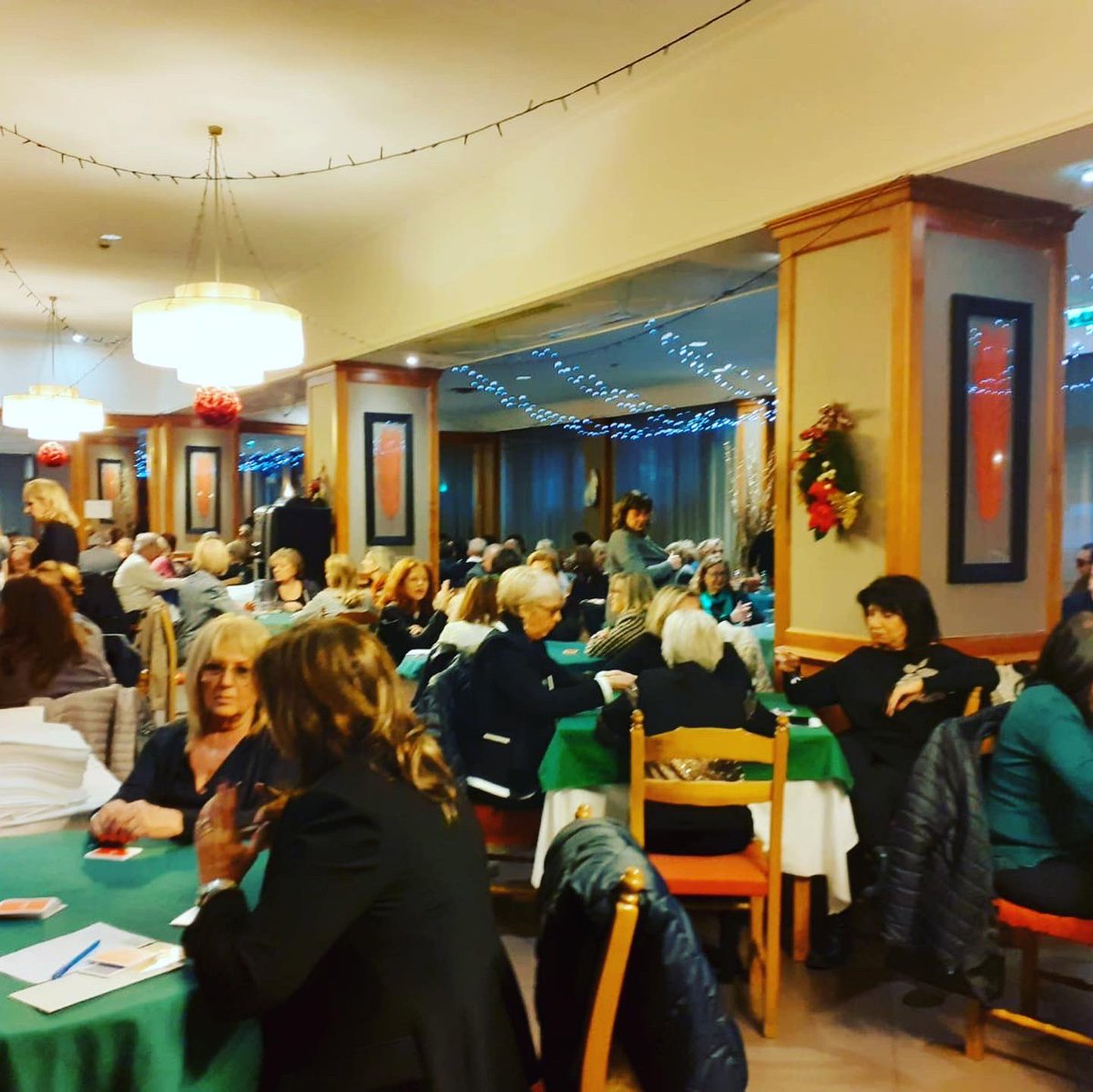 RotaryRoma's tweet photo. Oggi il nostro torneo di burraco 🃏#Rotary #RotaryRoma #Roma #Rotaract #RotaryInternational #service #ChristmasIsComing #ChristmasInRome #Christmas2019 #torneo #1dicembre2019 https://t.co/qzGAkrhE7f