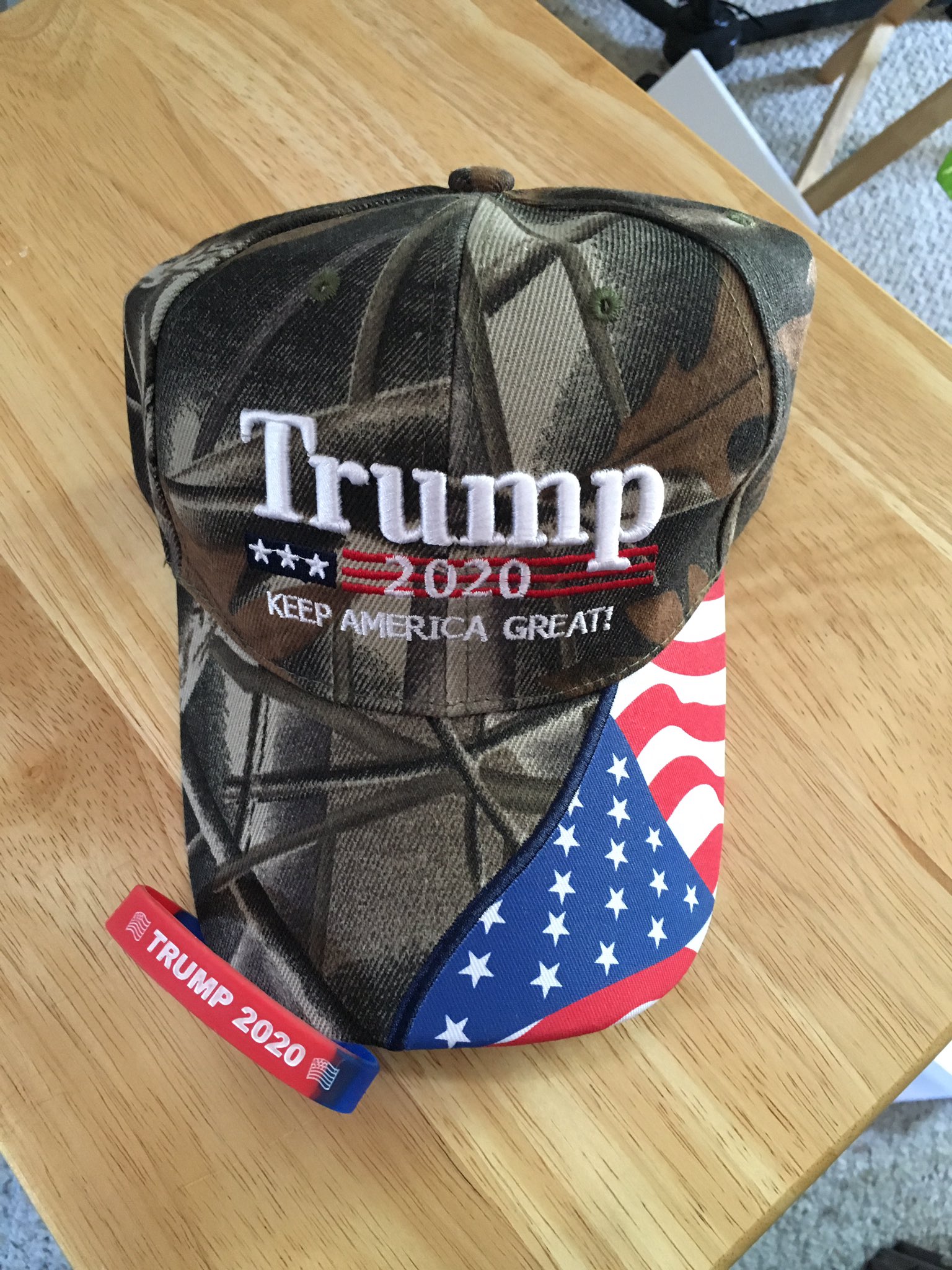 Chuck Callesto on Twitter "GIVING AWAY these CAMO HATS to random