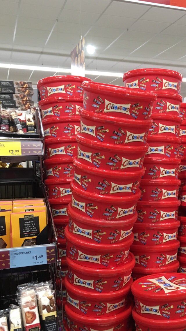 Jan_Lentzos's tweet photo. I’ve discovered that the Laws of Physics don’t necessarily apply in Aldi... 🤔
#InterestingObservation #LawsOfPhysics #LawOfGravity #DoesntApply #Silsden #Aldi
@AldiUK https://t.co/2xIdaeE2m4