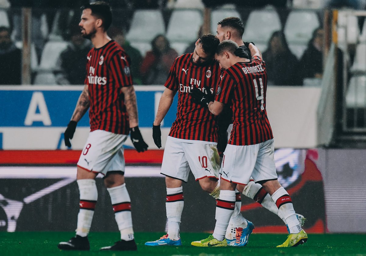 Ismael Bennacer La Victoire Comme Cadeau D Anniversaire Merci A Tous Pour Vos Messages Bien Joue Theohernandez Forzamilan Ismael Bennacer La Victoire Comme Cadeau D Anniversaire Merci A Tous Pour Vos Messages Bien Joue Theohernandez Forzamilan
