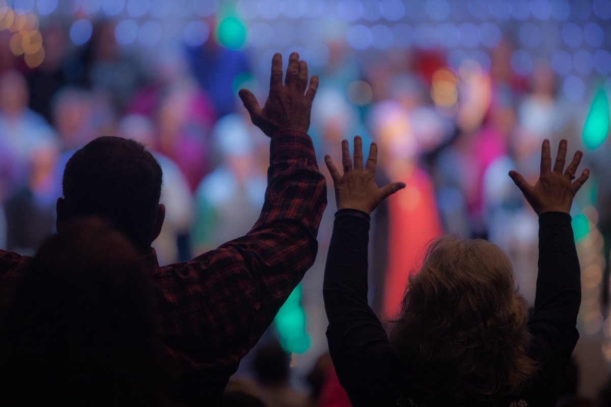 TempleRepresent's tweet image. Comment ‘hallelujah’ if you’re glad you came to church today 🙌