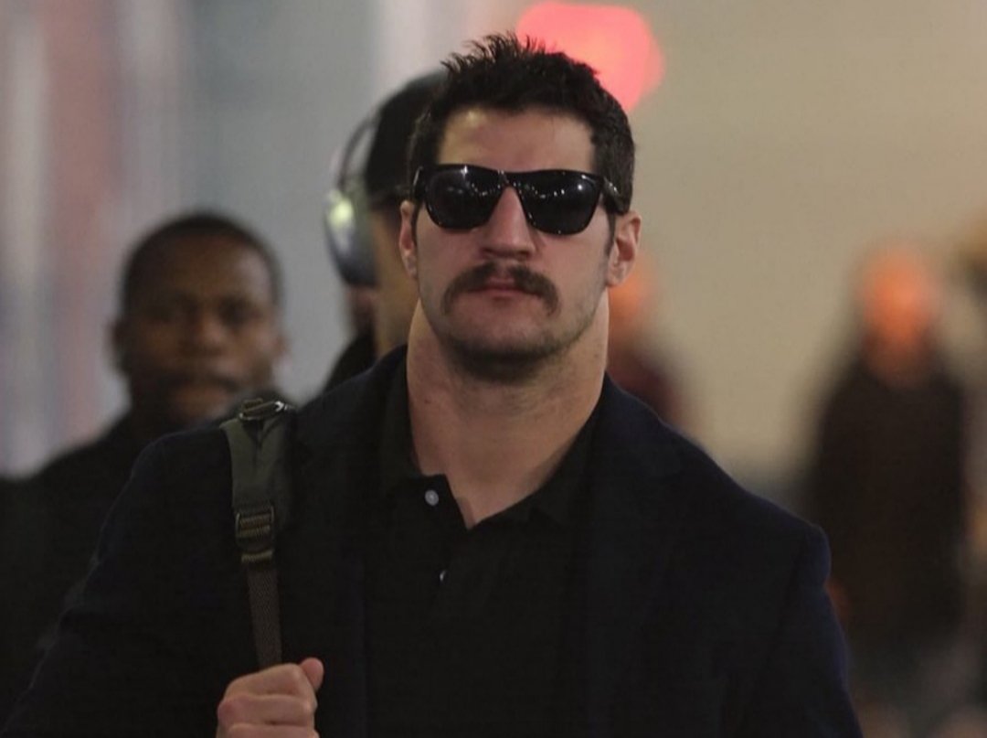 BookOfEli_NFL's tweet photo. If @RealDannyVitale doesn't end up in the @WWE or in the next Fast and Furious movie I'll be thoroughly disappointed. 😎
#GoPackGo #FB4LIFE https://t.co/vk4pBIKbO6