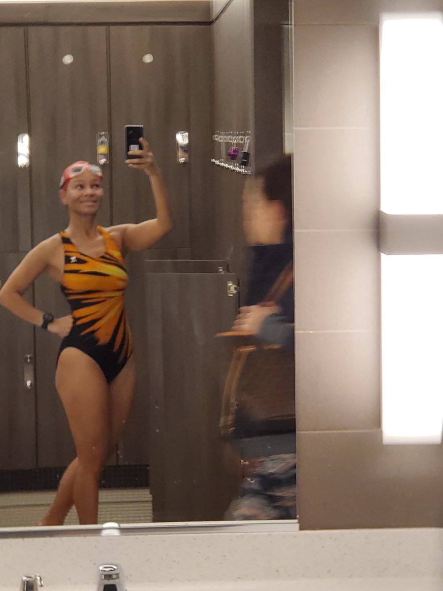 LadyA08's tweet image. Swim. Bike. Run. Done with the challenge. Wasn&apos;t particularly fast...but that&apos;s not the point. Point is I&apos;m done! 
#SwimBikeRun with @usatriathlon #TimeToTri Virtual