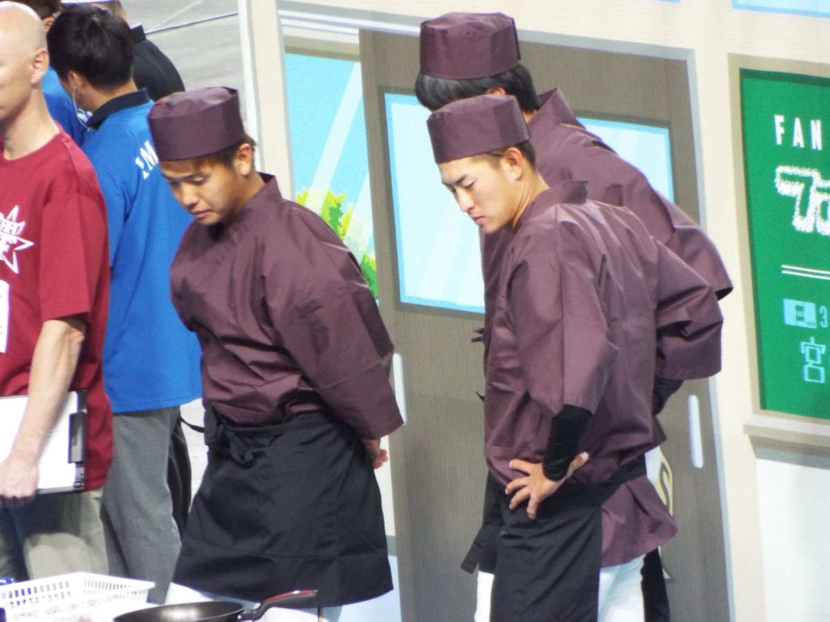 よるくま 石川直也 平沼翔太 姫野優也 前髪をやたらと気にする姫ちゃん ちょくにチェックしてもらって 記念撮影 ヤンキー感あるなぁ 笑 よるくま 石川直也 平沼翔太 姫野優也 前髪をやたらと気にする姫ちゃん ちょくにチェックしてもらって 記念撮影 ヤンキー感あるなぁ 笑