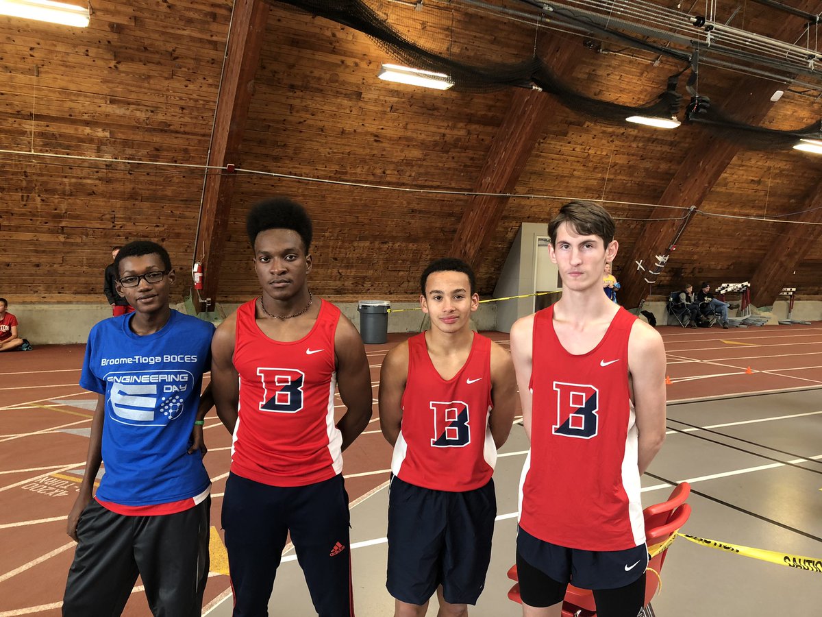 jennylb343's tweet photo. First meet of the Indoor Track and Field season 607 Invitational at SUNY Cortland. So many memories personally from that track and making new ones. Proud Coaches! #BPatriotProud https://t.co/ZyLiJFrShH