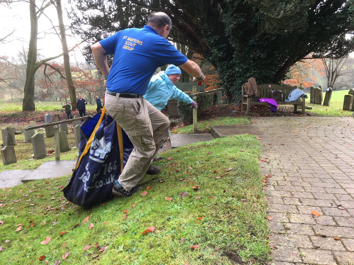 This morning in a quiet corner of North Oxfordshire, a group of Beavers, Cubs, Scouts, Leaders and Parents worked together to clear a churchyard of fallen leaves. A simple Good Turn for our community #SkillsForLife #GoodTurn #feelsgood <a href="/UKScouting/">UKScouting</a>