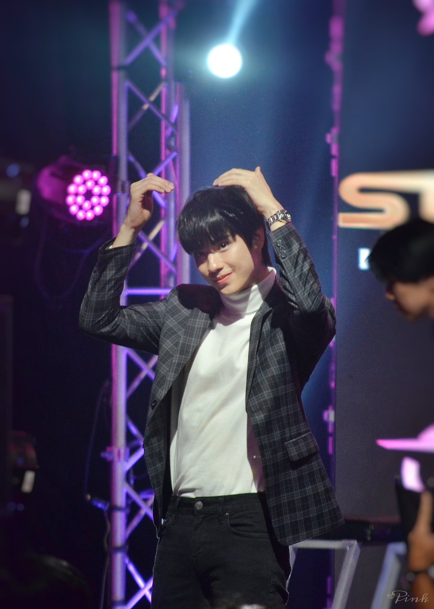 Pink_JTM1's tweet image. น่ารักตะมุตะมิที่สุดไปเลยพี่จ๋า 😘💕

รักก @Tee_Jaruji #TEeThanapon #Superboyprojectfinalweek