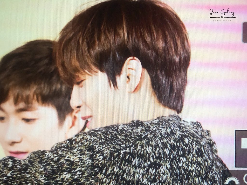 JuneGalaxy608's tweet photo. 191201   😘😘😘#JR #김종현 #뉴이스트 https://t.co/12zoVbBjXp