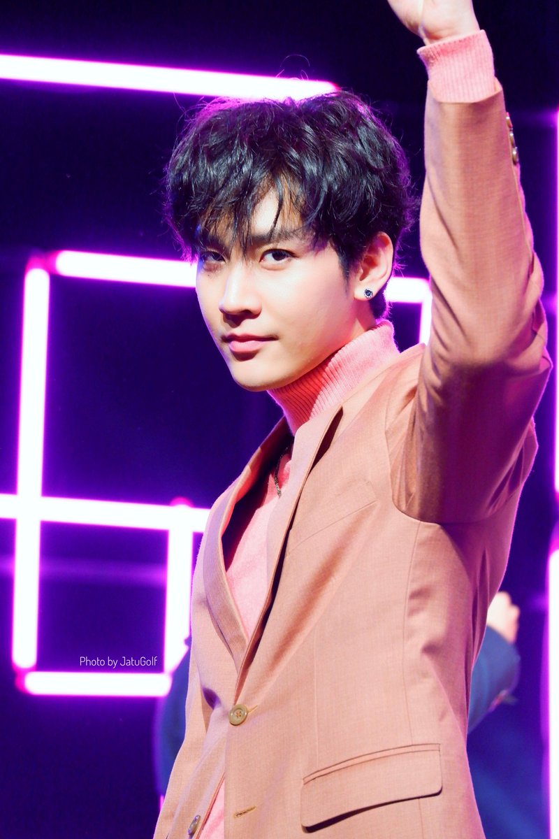 JatuGolf's tweet image. เห็นหน้าแล้วนึกออกอยู่คำเดียวคำว่า " รัก " 😘
#superboyprojectfinalweek
#ขุณขิมมอญ
#ปารูปให้คิมเซฟ