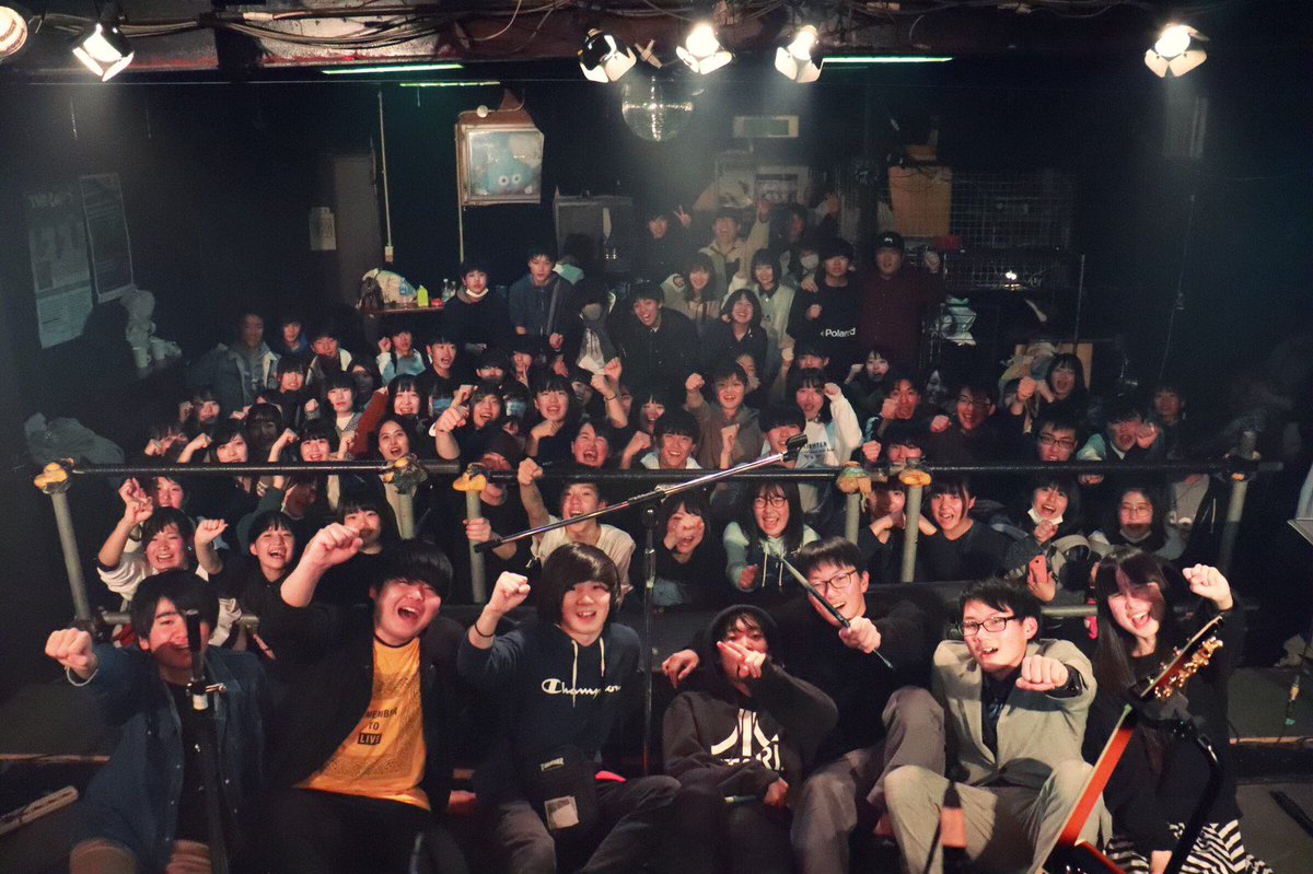 Citrus_Panini's tweet photo. こんばんは、Citrus Pani-niです🍊🍋
まむにだフェス2日目ありがとうございました、最高でした！！課題もたくさん見つかりました！シトパニを見てくださった皆さんに感謝です、残りのライブの突っ走りたいのでご協力お願いします🕴
photo by…@nnn__hm2 Thank you!! https://t.co/F0edhaqdXM