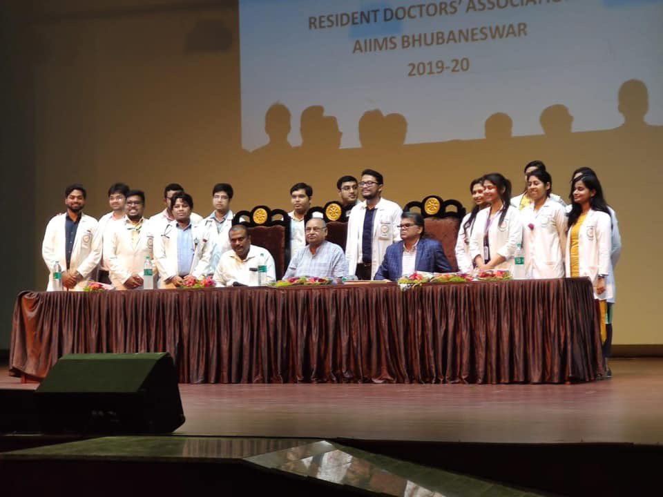 DrHarjitBhatti's tweet photo. Congratulations to first RDA AIIMS, Bhubaneswar. Best wishes for your future endeavours.
All AIIMS must form their RDAs & SUs to raise united voice for quality healthcare affordable & accessible to all.
#LongLiveDoctorsUnity https://t.co/Xq6aJwfY4e