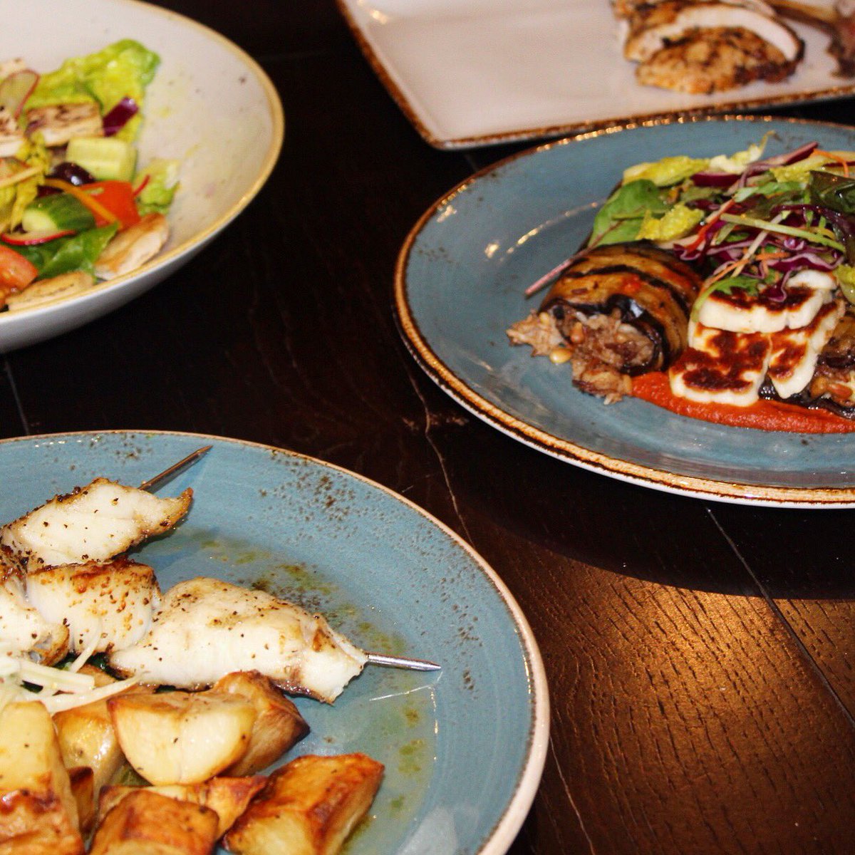 KoukashLIV's tweet image. Join us away from the cold and warm up with our selection of Mediterranean favourites, small plates and unique cocktails 🍽🍹

#koukashbarandgrill #liverpoolrestaurant #foodie #vegan #mediterranean