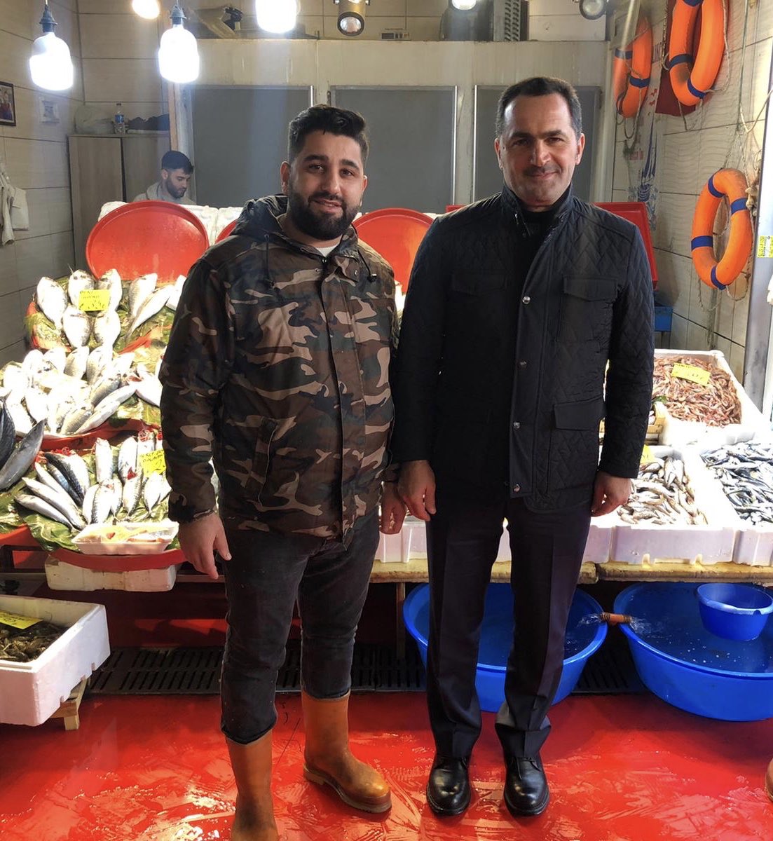 Karaköy balıkçı esnafını ziyaret ettik.