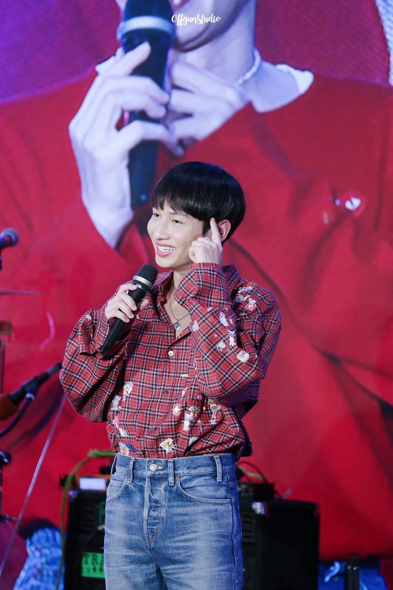 ปาปี๊บอกว่าน้องช็อปเก่ง
; น้อง งง 😆

<a href="/off_tumcial/">ออฟที่แปลว่าปิดประตูแพ้</a> 
<a href="/AtthaphanP/">ATTHAPHAN PHUNSAWAT</a> 
#ออฟกัน
#HondaATfunfestXOffGun