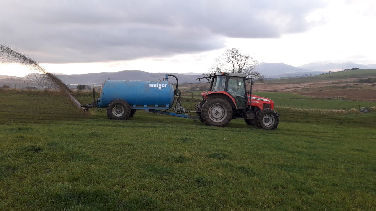 DwynwenS's tweet photo. Perfect weather, ground conditions and forward weather forecast for some responsible slurry application. A Pan Wales NVZ with closed period will deem today a law breaker! That's why Welsh Agriculture can not farm to dates on a calendar @wgmin_rural @NFUCymru https://t.co/I7pqEJ2F93