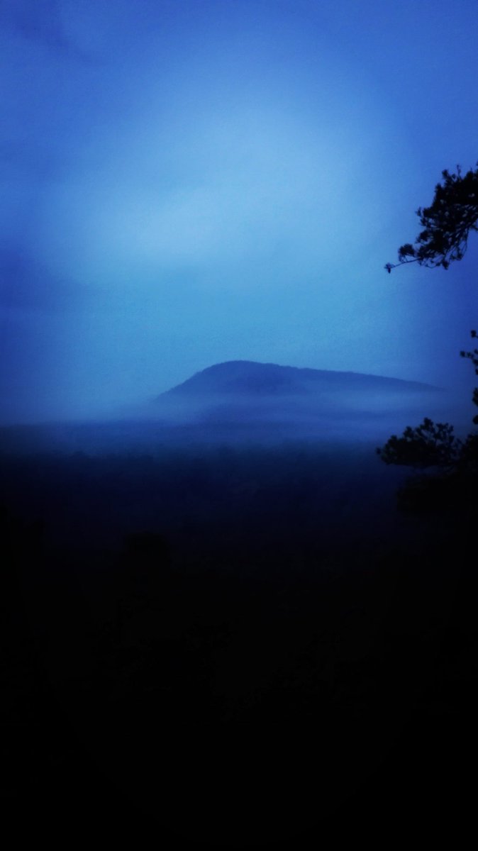 JustUsBaby2's tweet photo. #photo
#missingyou
#bluepic https://t.co/Ww0iqHrHXz