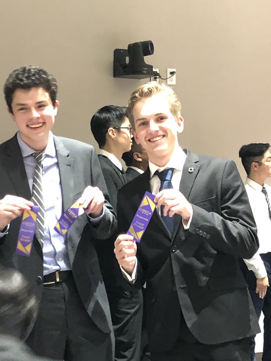 MancinelliMs's tweet photo. Some of STA’s finest compete at the 2019 Deca Regional competition! Outstanding performance with several candidates placing in top positions- well done!! https://t.co/Q5urizNQLc